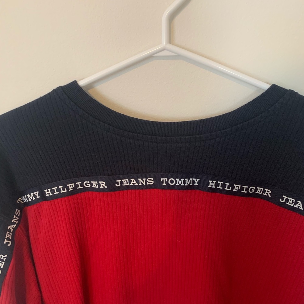🤩 3 for $20 / Tommy Hilfiger Jeans Sweater - Picture 2 of 5